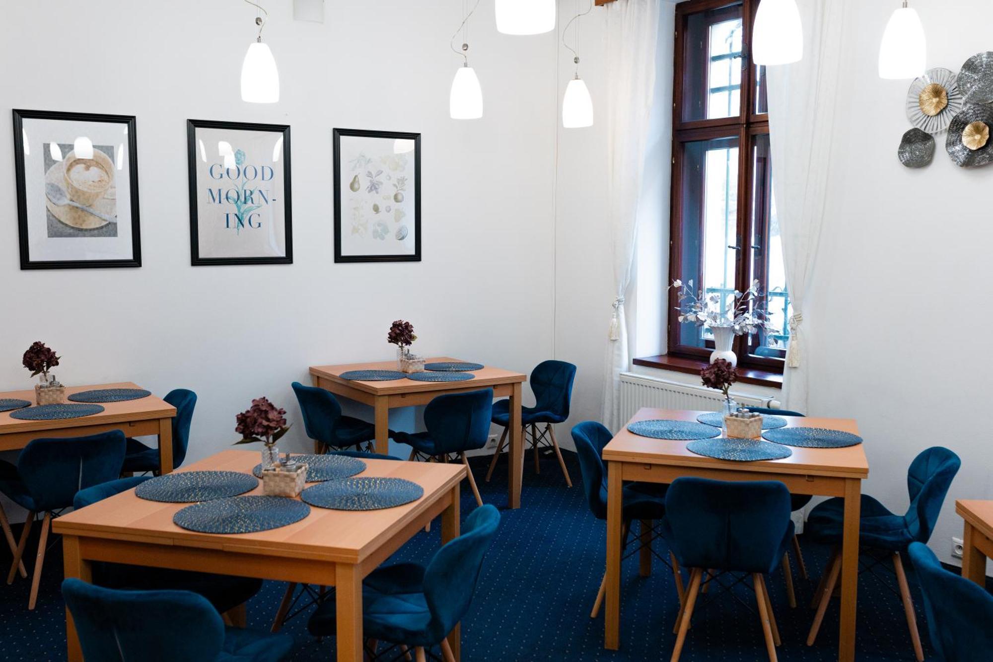 Hotel Apollon Litomerice Ngoại thất bức ảnh